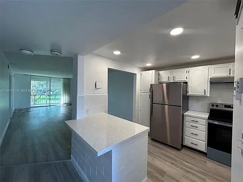 8962 S Hollybrook Blvd #202 Photo 1