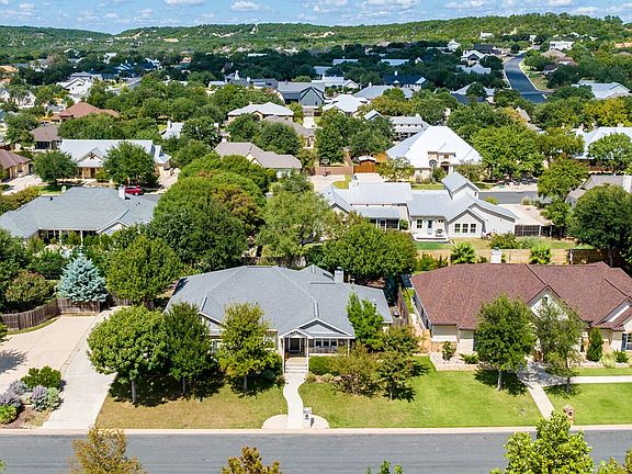 2nd image of 2152 Amberstone