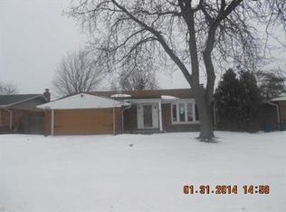 20450 Indiana Ave, Brownstown, MI 48183