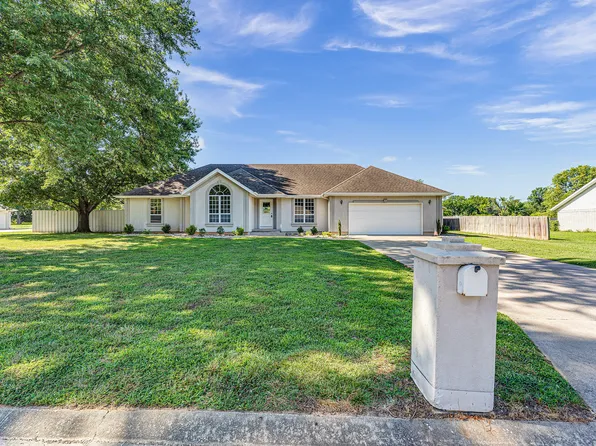 2404 Lamborn Lane, Ozark, MO 65721