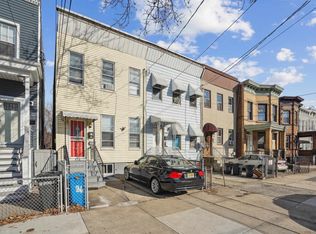 36 Irving St, Jersey City, NJ 07307