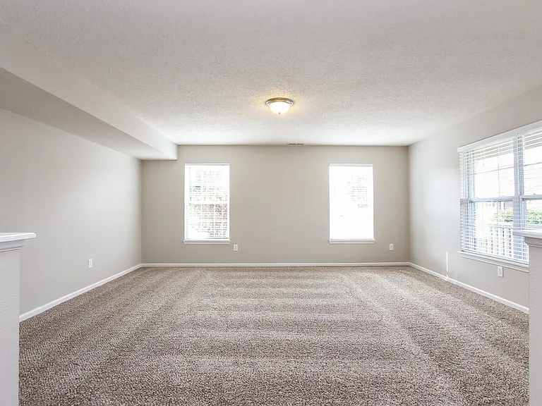 10789 Ravelle Rd — Photo 2