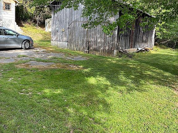5th image of 2775 N Ponder Branch Rd