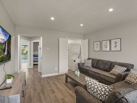 3rd image of 730 San Juan Dr #9