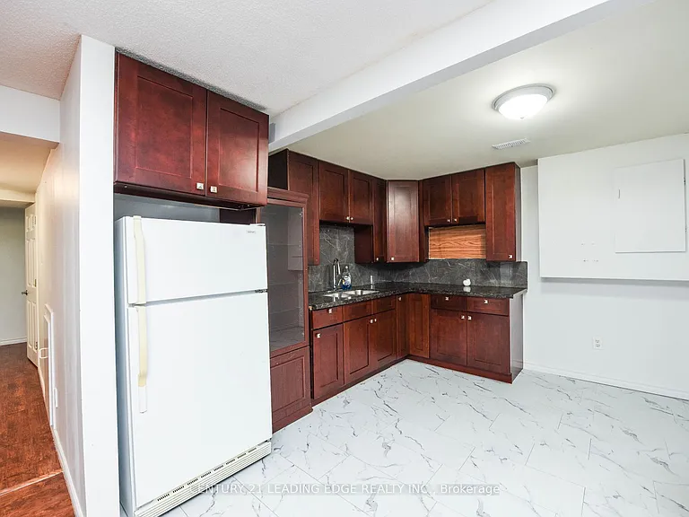 388 Leacock Dr — Photo 29