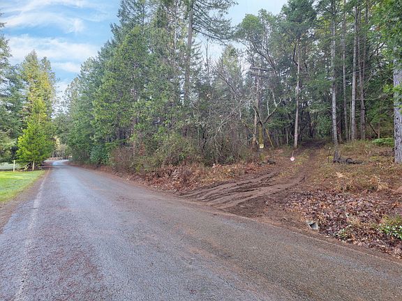 5th image of Old Stage Rd