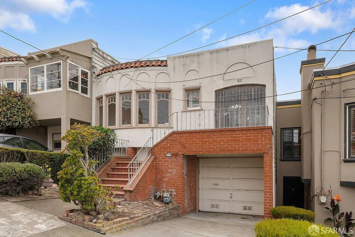 537 Bright St - Photo 3