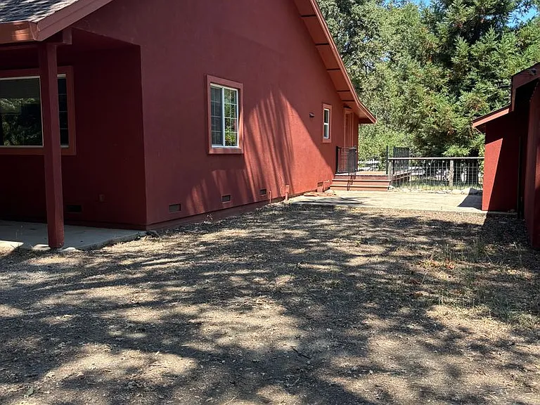 16360 Placer Hills Rd — Photo 3