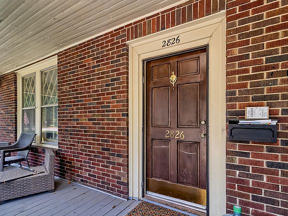 4th image of 2826 Blossom St