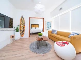 227 1st St #7, Miami Beach, FL 33139