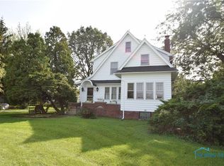 3014 Seaman Rd, Oregon, OH 43616