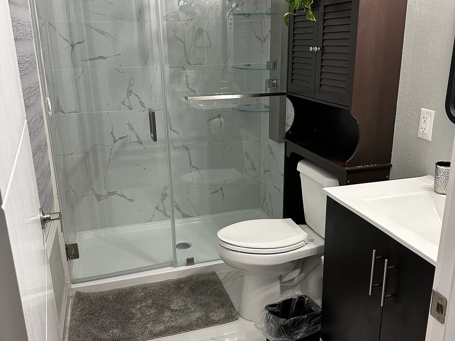 3 bed, 1600 sqft, $3,100 — Photo 4