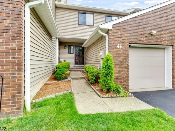 44 Littlewood Ct #44, Wayne Twp., NJ 07470