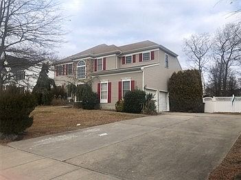 2nd image of 62 Brittany Dr
