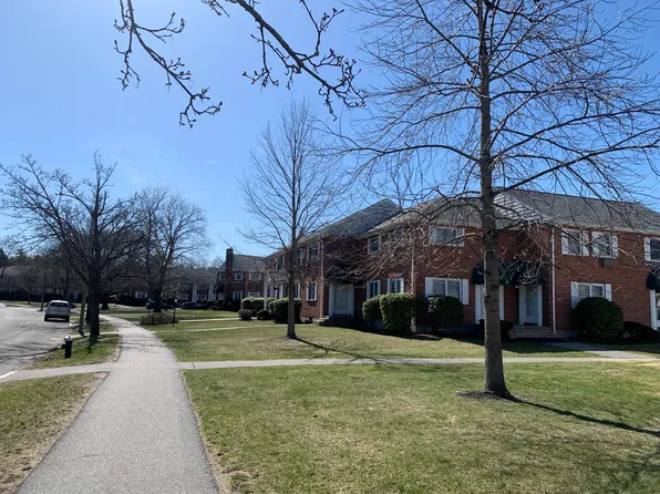 145 Emerson Gardens Rd Unit 145, Lexington, MA 02420