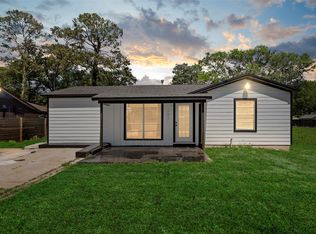 7817 Woodlyn Rd, Houston, TX 77028