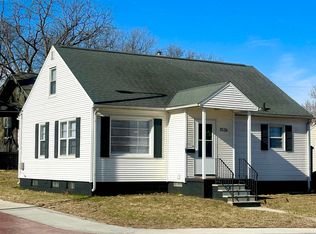 1026 South St, Waterloo, IA 50702