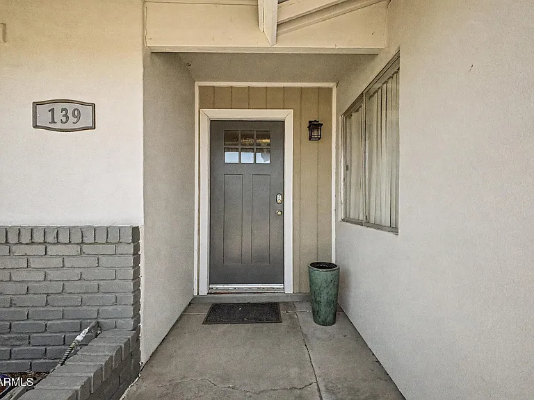139 E Heather Ave — Photo 3