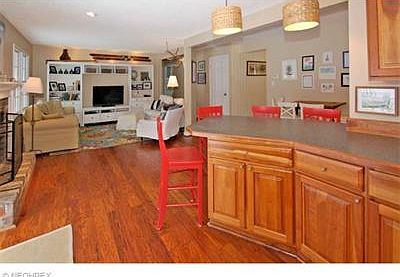 3rd image of 4142 Shelley Dr