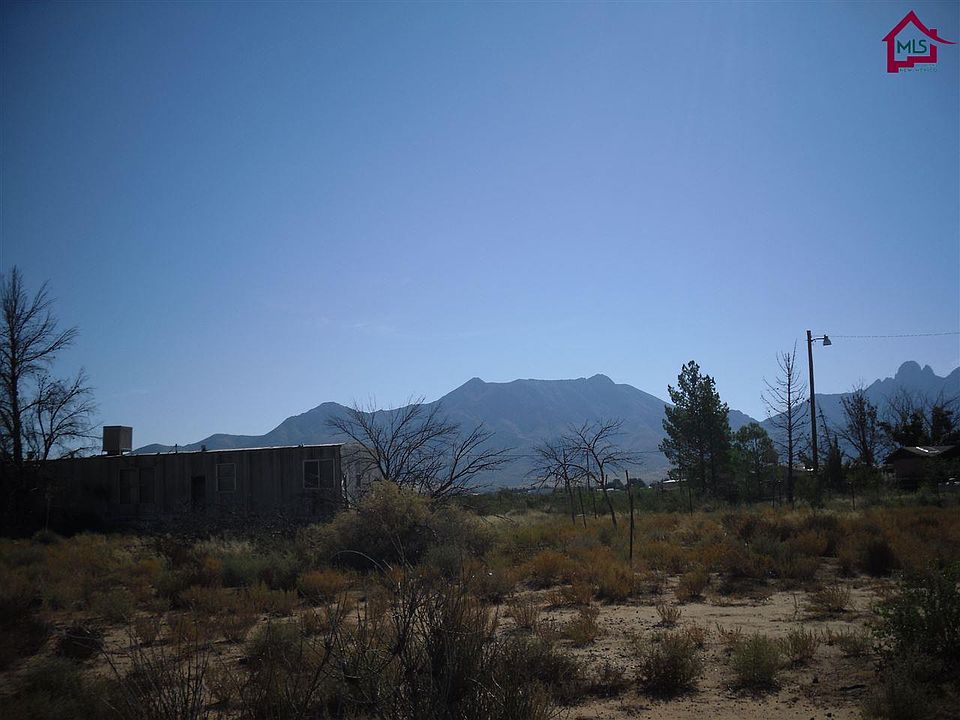 2nd image of 9456 Corona Rd