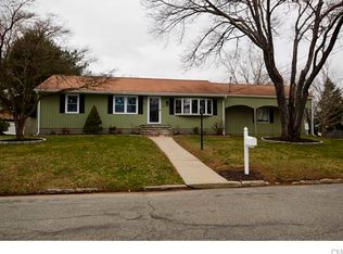 67 Cedar Knoll Dr, Stratford, CT 06614