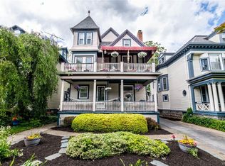 696 Auburn Ave, Buffalo, NY 14222