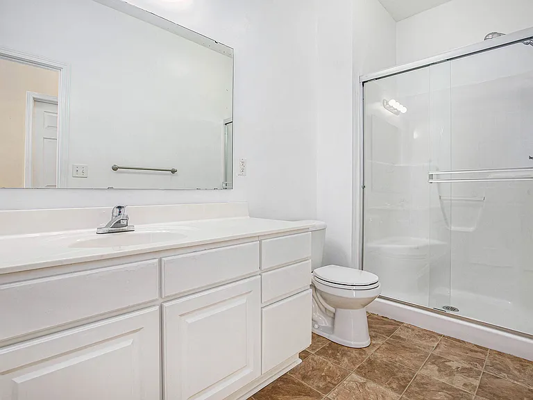 8332 N Nodaway Ave — Photo 11