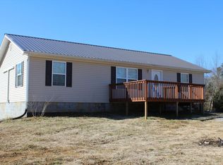 637 Lees Chapel Rd, Sweetwater, TN 37874