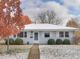 306 Daisy Ln, Normal, IL 61761