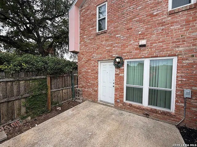 2811 Woodbury Dr #201 — Photo 17