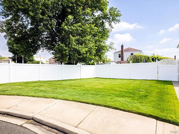 3rd image of 242 Seidman Place