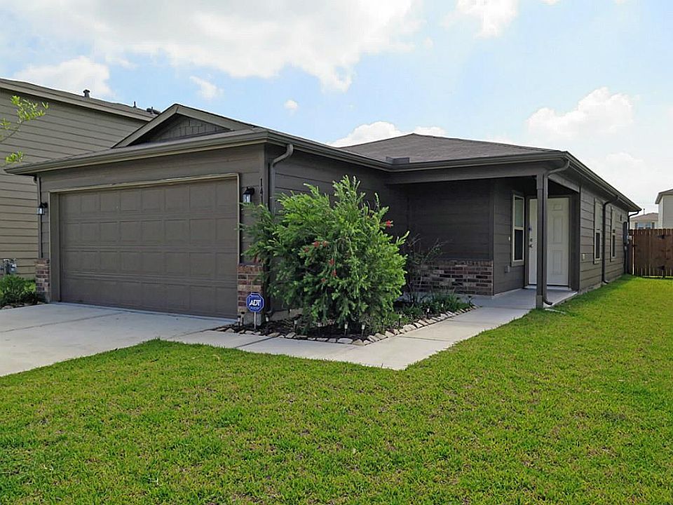1st image of 14111 Mystic Shores Ln