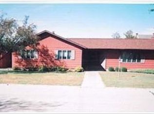 518 Sylfest St, Blair, WI 54616