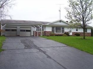 5320 Elizabeth Dr, Colon, MI 49040