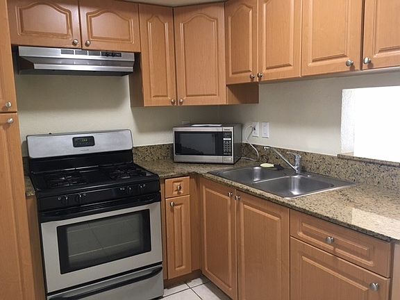 Kitchen Oven