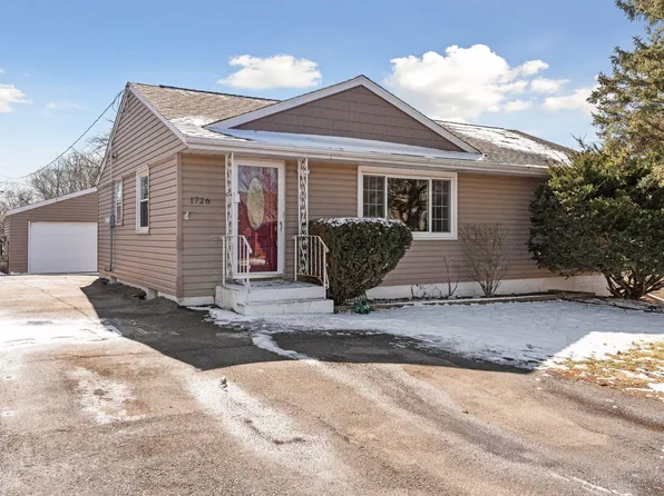 1726 Hyacinth Ave E, Saint Paul, MN 55106