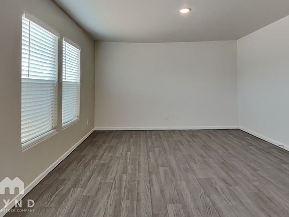 5th image of 144 W Douglas Ave