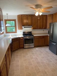 19320 Shoreland Ave, Rocky River, OH, 44116