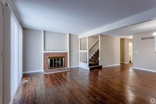 Nieman Park Townhome Duplexes Photo 1