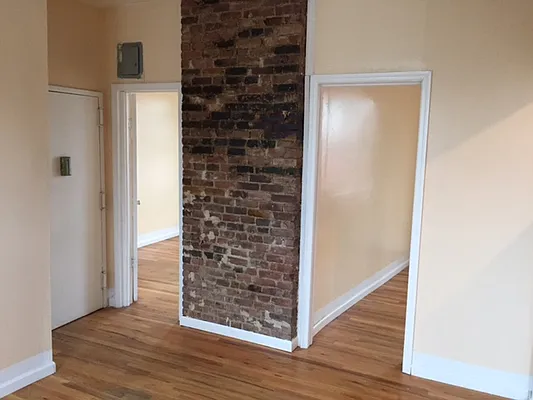 Rented by New York Realty Minimax Inc | media 8