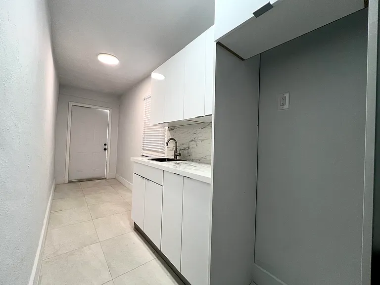 10730 SW 149th Ter — Photo 10
