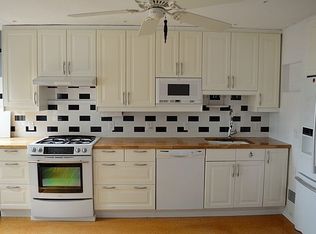 3436 Ainslie St, Philadelphia, PA 19129