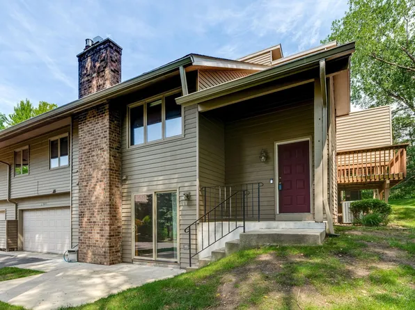 5271 Ximines Ln N, Plymouth, MN 55442