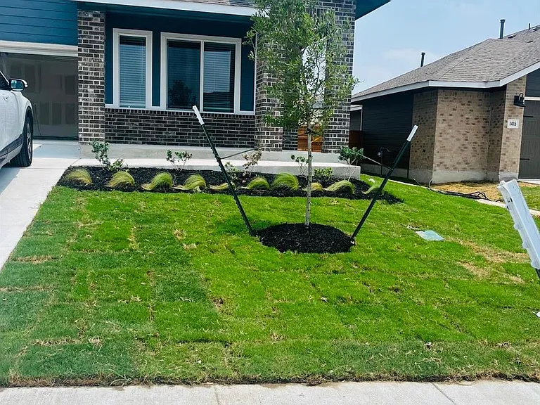 1405 Marley — Photo 3