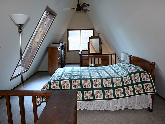 Loft bedroom in guest house