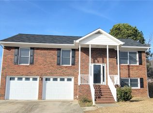 305 Mount Olive Dr, Greensboro, NC 27406