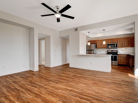 2nd image of 2085-9500 W Maule Ave #2085