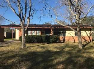 2217 Kingsberry Ave, Pascagoula, MS 39567