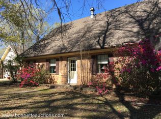 768 White Oak Rd, Montgomery, LA 71454