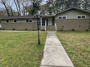 15 Woodland Ct, Daleville, AL 36322